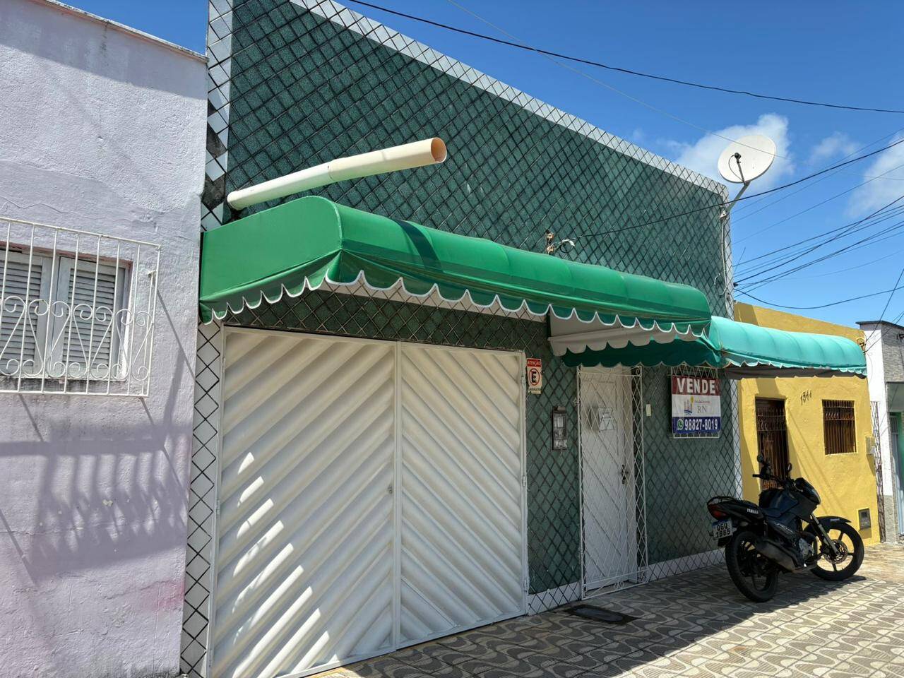 #1500 - Casa para Venda em Natal - RN